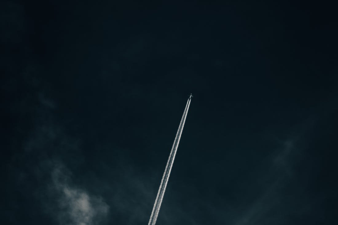 Embracing a Conscious Lifestyle: The Benefits of Minimalism and Mindful Consumer Choices Image 1