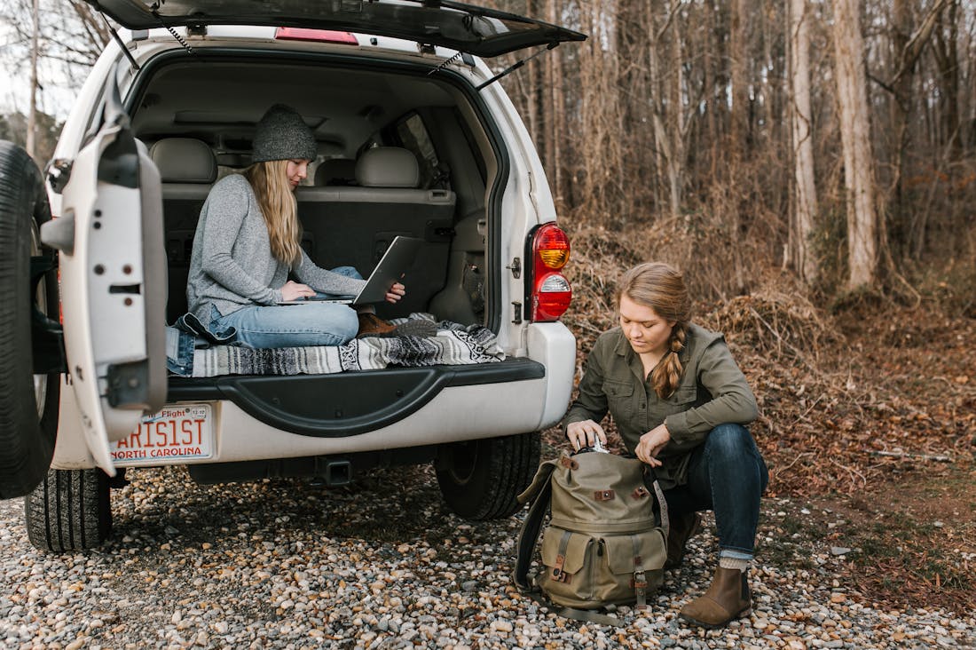Embracing Digital Nomadism: How to Work Remotely and Travel the World with Confidence Image 3