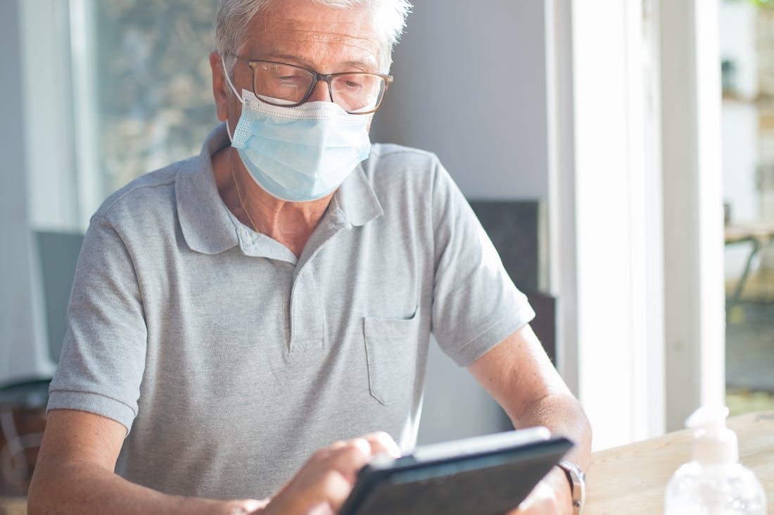 Embracing Digital Wellness: A Comprehensive Guide to Balancing Screen Time and Real Life Image 1