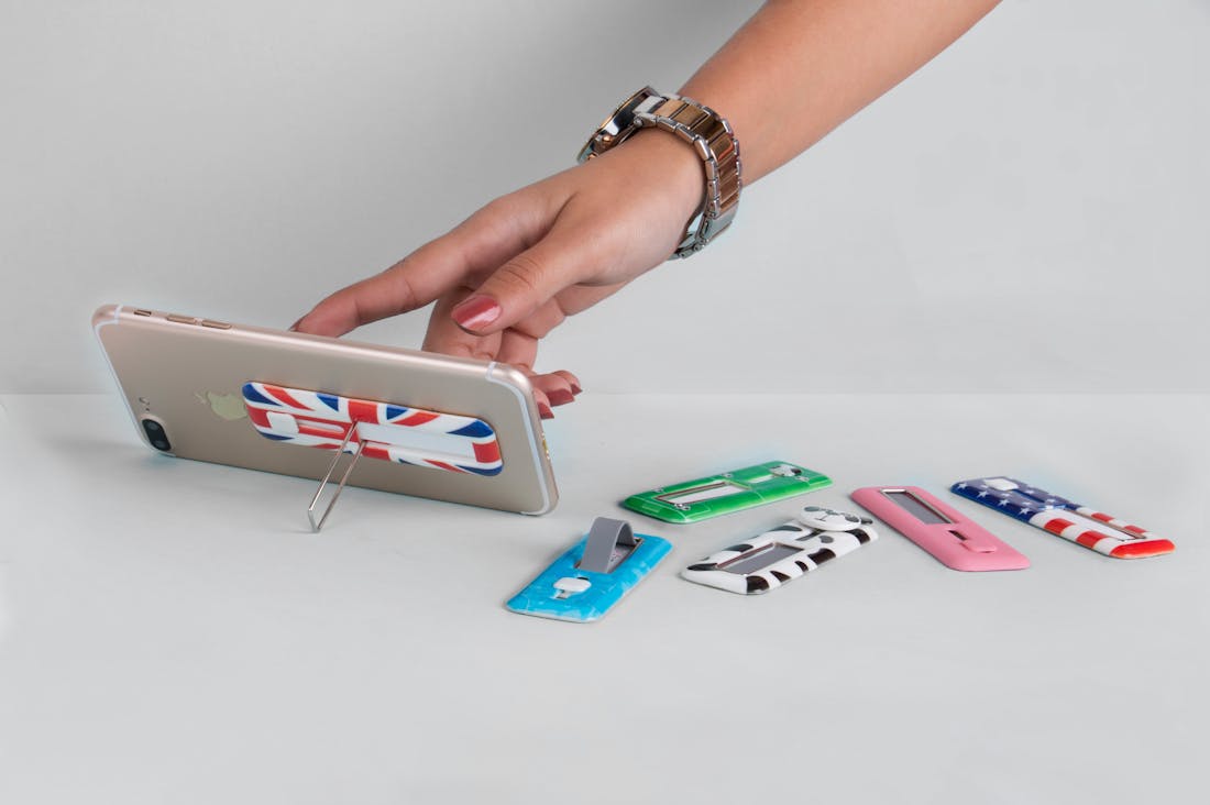 Embracing Digital Wellness: Balancing Screen Time and Mental Health in the Modern Age Image 2