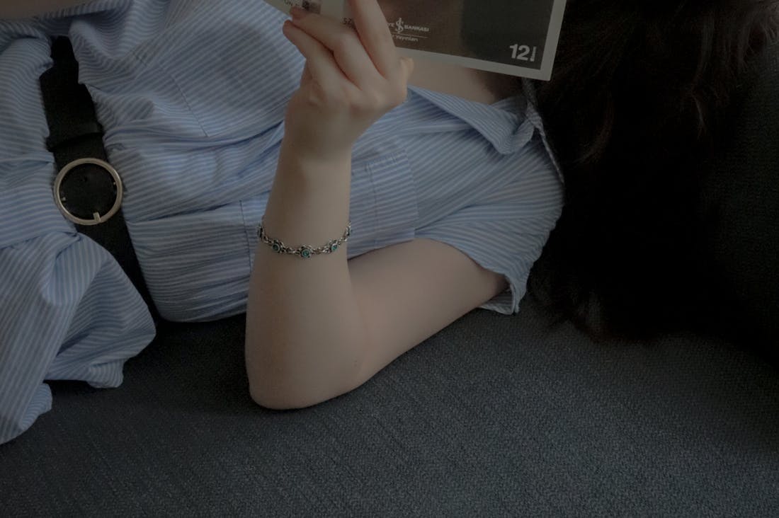 Embracing Minimalism for a Simpler and More Satisfying Lifestyle Image 3