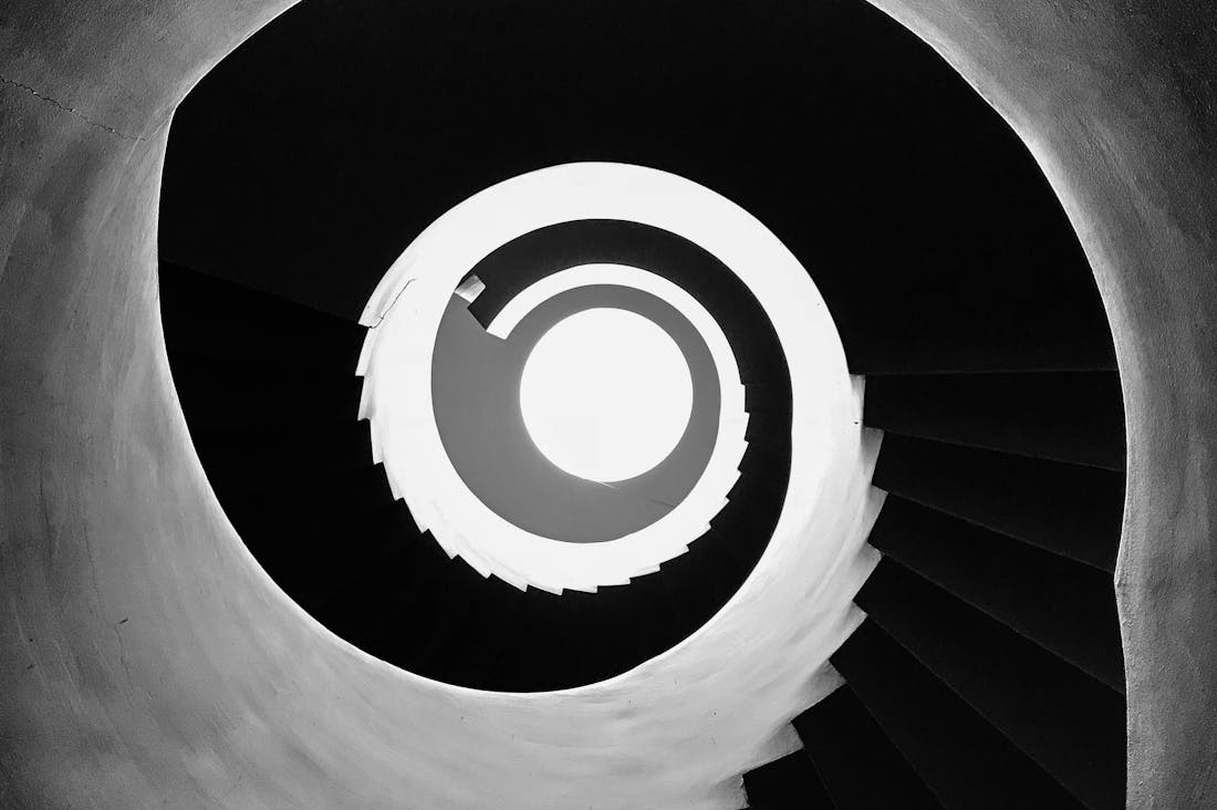 Embracing Minimalism: How Simplifying Your Life Can Lead to Greater Happiness and Freedom Image 3