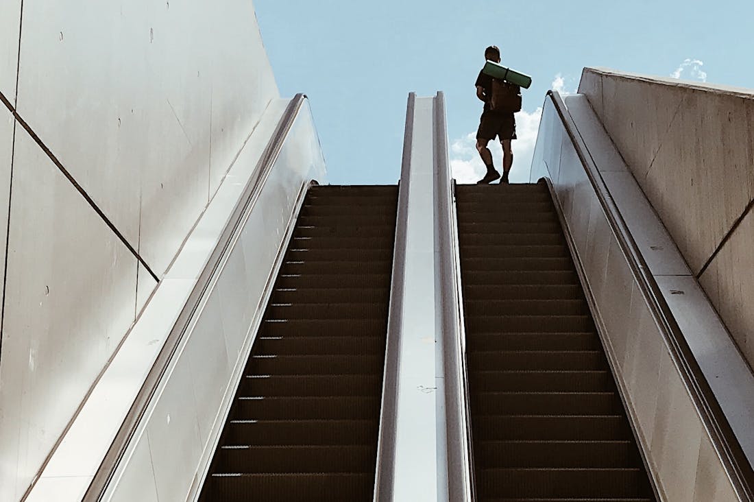 Embracing Minimalism in Your Lifestyle for Enhanced Well-being Image 2