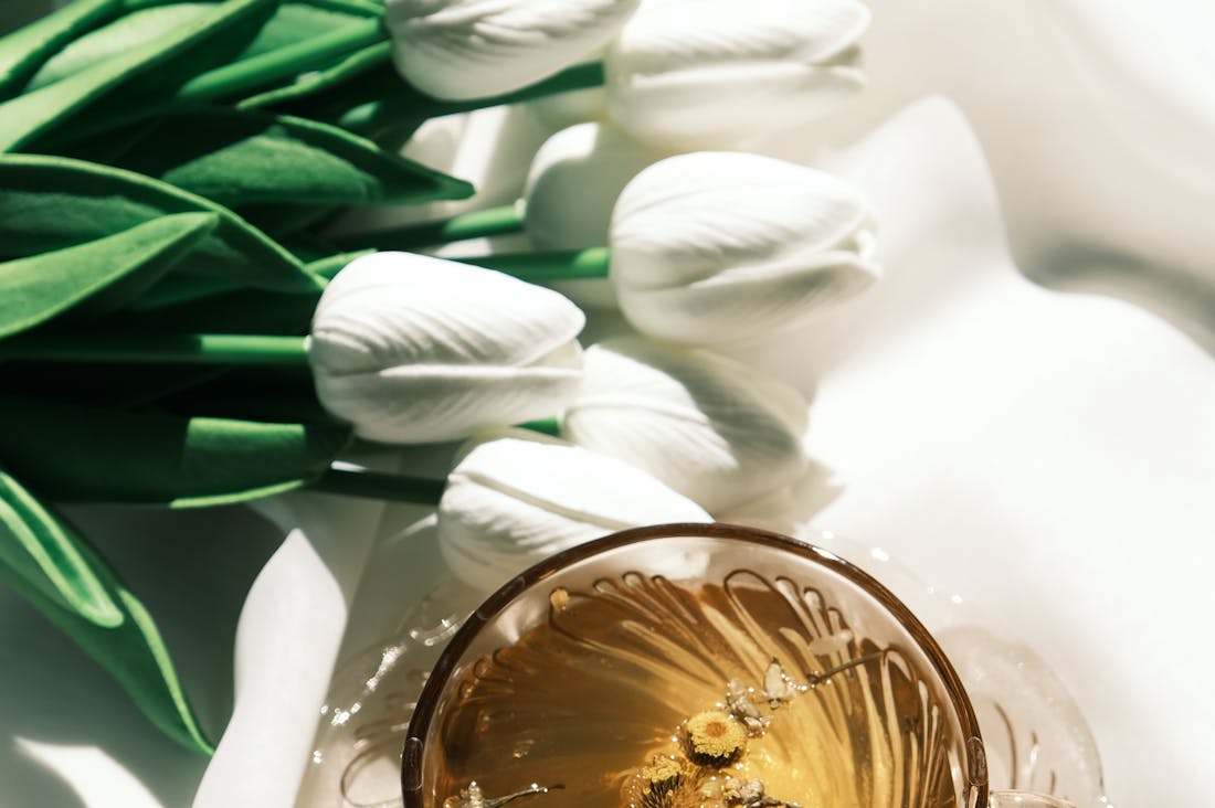 Embracing Minimalism: Transform Your Health, Lifestyle, and Finances for a Fuller Life Image 1