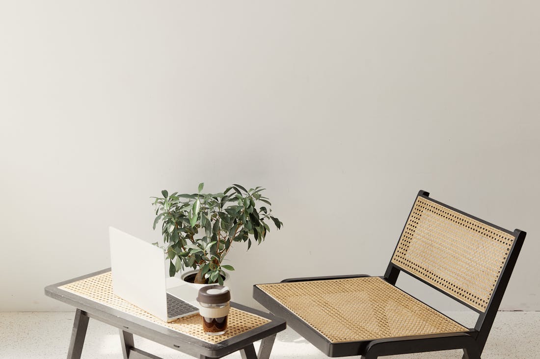 Embracing Minimalist Living: Strategies for Decluttering, Mindfulness, and Financial Freedom Image 1