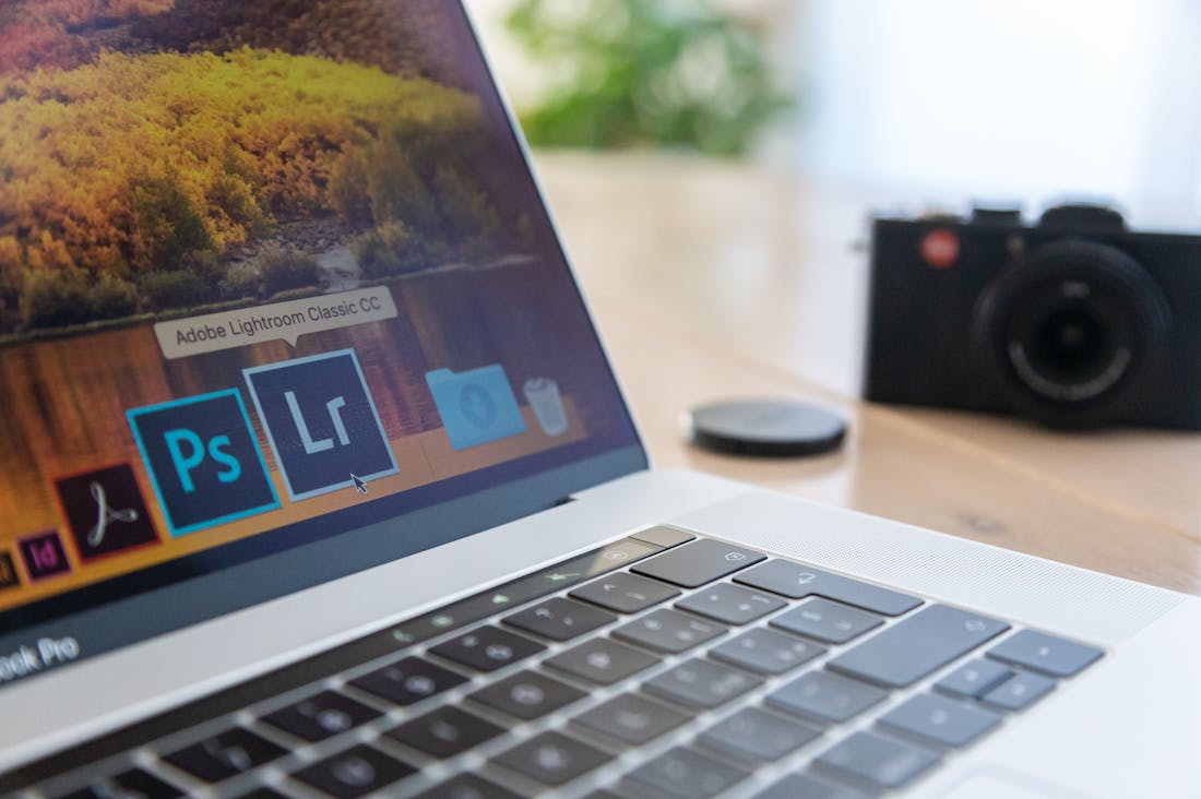 Embracing Technology: How It Transforms Everyday Life and Enhances Productivity Image 2