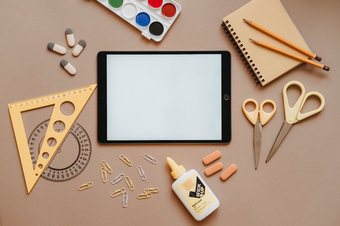 Embracing Technology in Everyday Life: Finding Balance in a Digital World Image 2