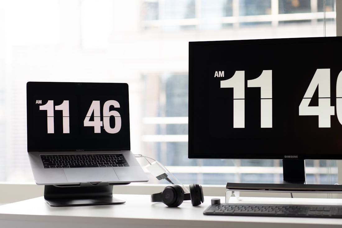 Embracing Technology in Everyday Life: How to Balance Screen Time and Mental Health Image 3