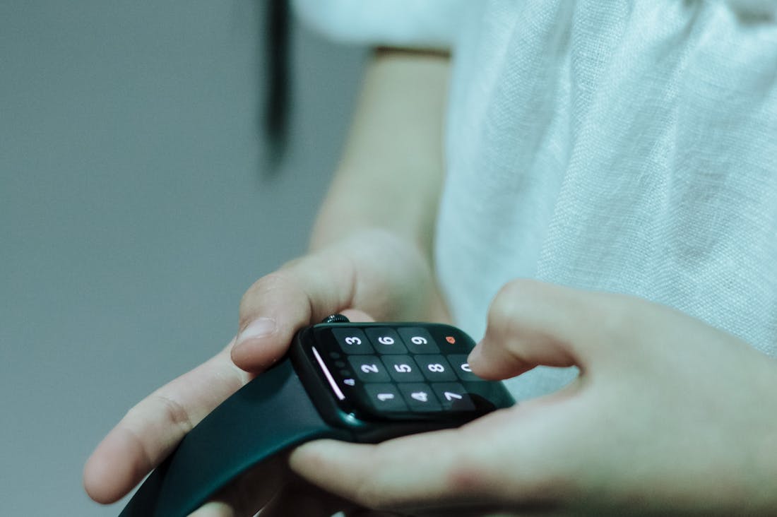 Embracing Technology: Transforming Everyday Life Through Innovation and Gadgets Image 3