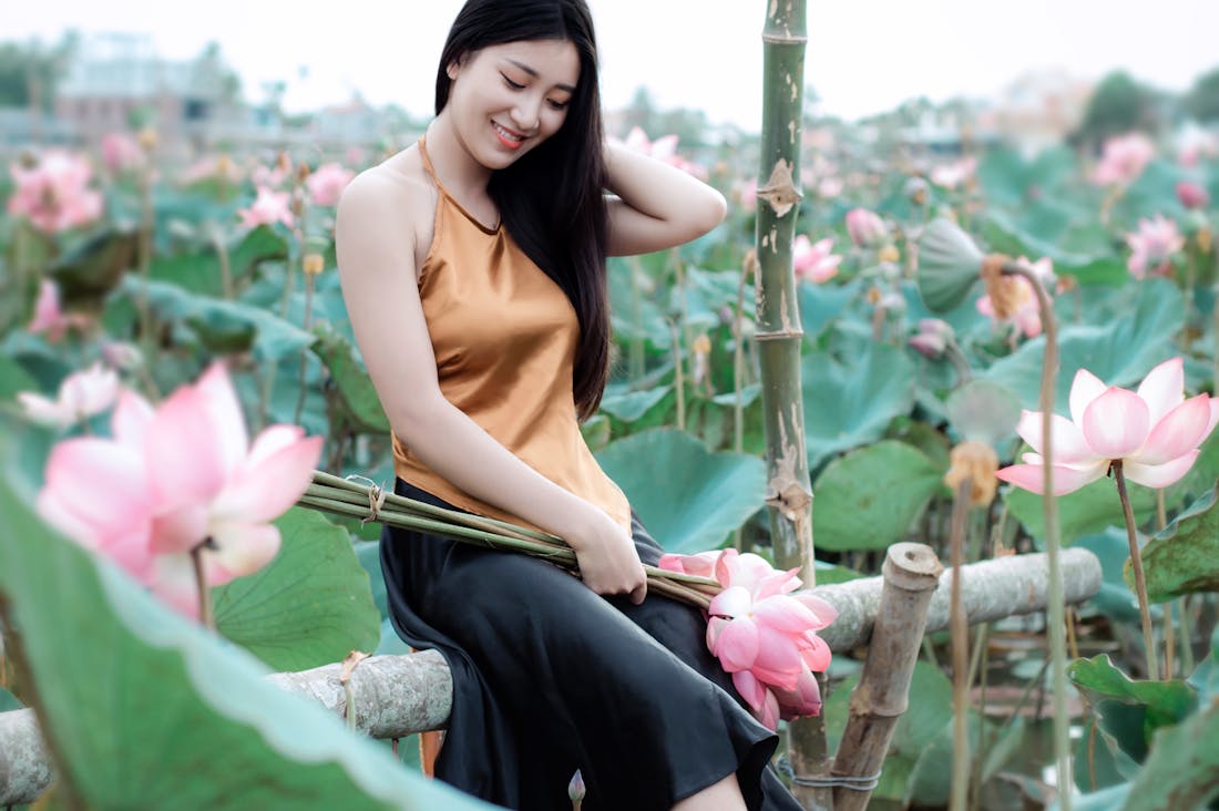 Embracing the World: How Travel Expands Consciousness and Fosters Personal Development