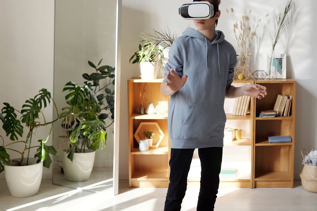 Emerging Tech Trends Shaping the Future of Lifestyle Image 2
