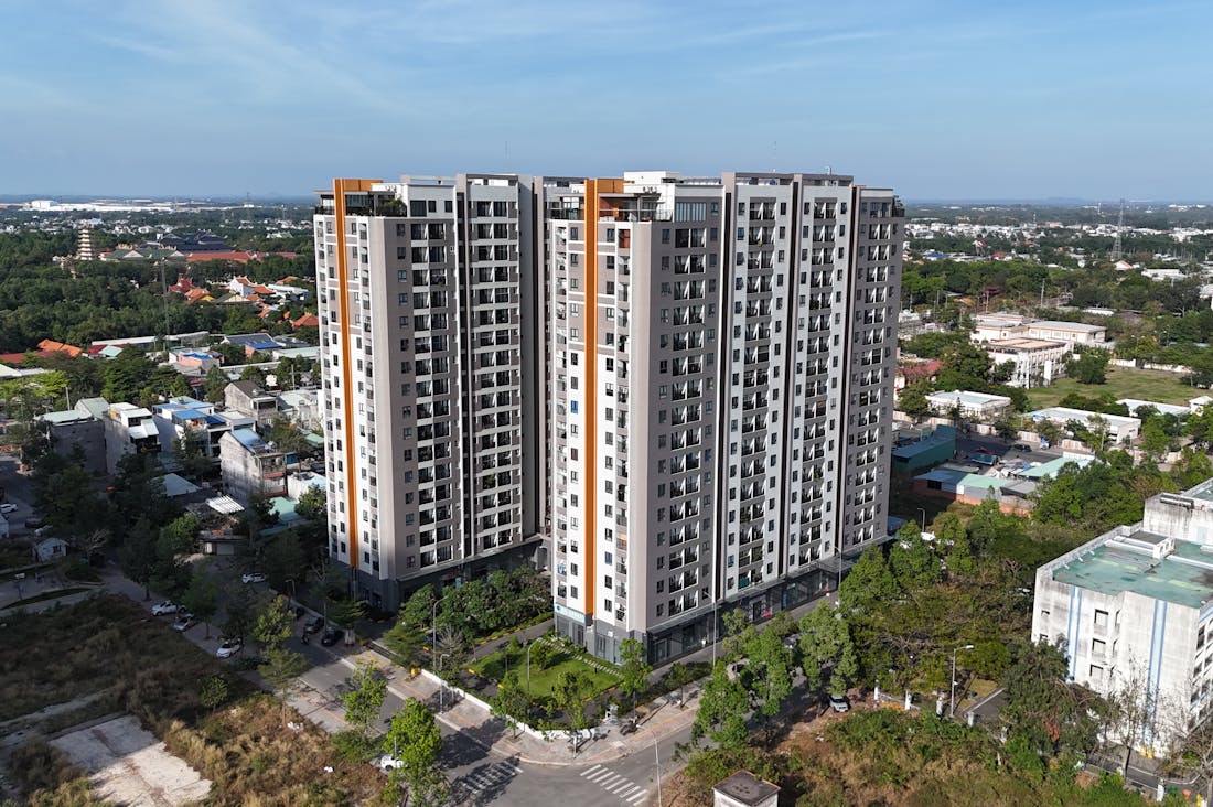 Empowering Women in Finance: Breaking Barriers and Building Wealth Image 3