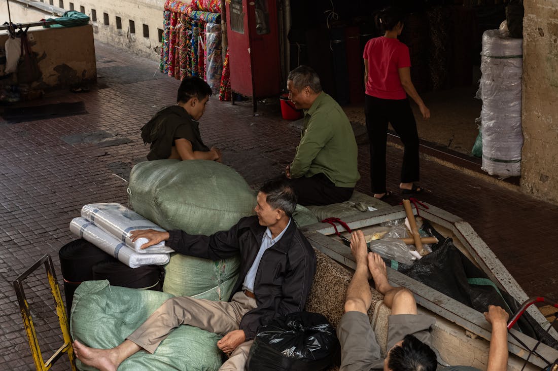 Empowering Your Financial Future: Strategies for Smart Investing in Any Economy Image 2