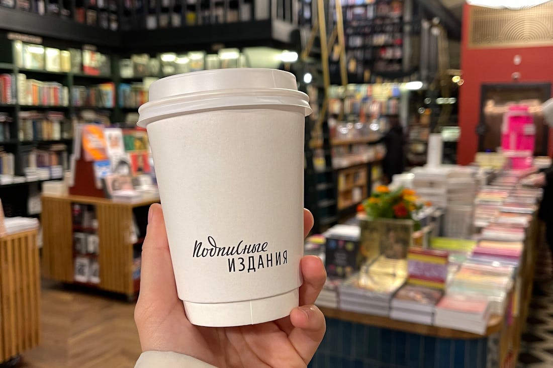 Enhancing Travel Experiences with Local Insights Image 1