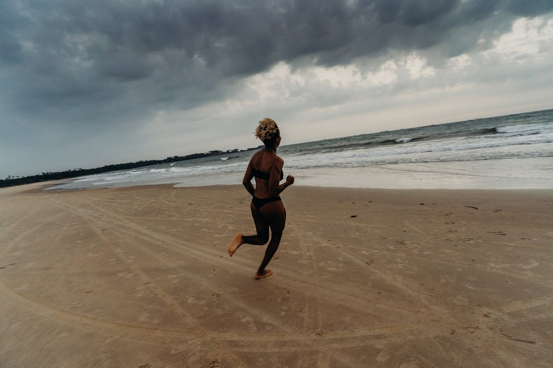 Enhancing Well-Being through Mindful Eating Practices for Busy Lifestyles Image 1