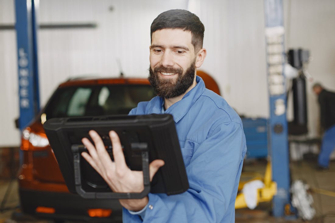Essential Factors to Consider When Choosing the Right Vehicle Image 3