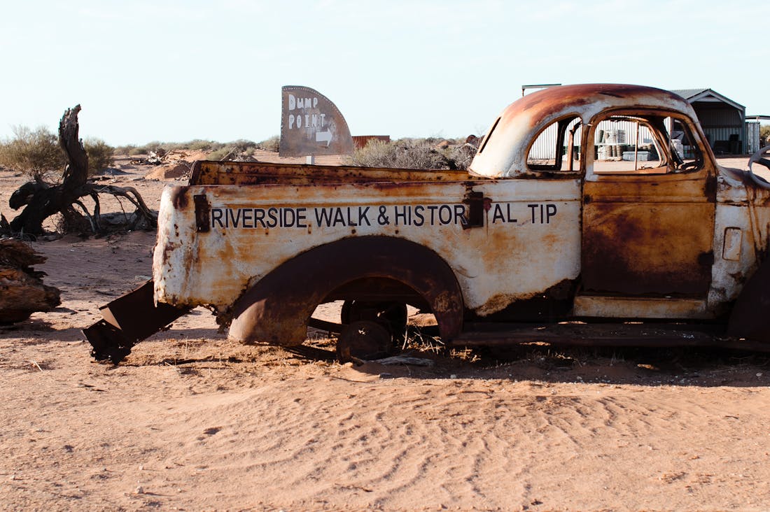 Essential Features to Look for When Buying a Used Car Image 3