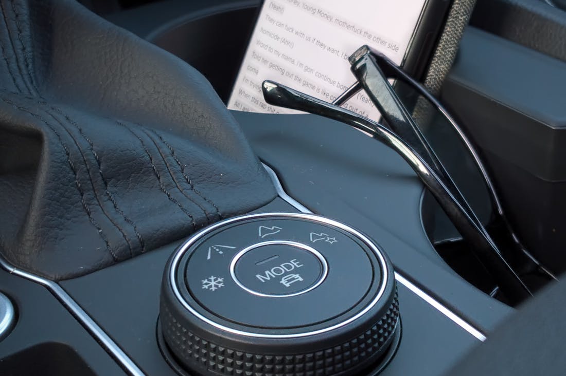 Essential Features to Look for When Purchasing a New Vehicle in 2023 Image 3