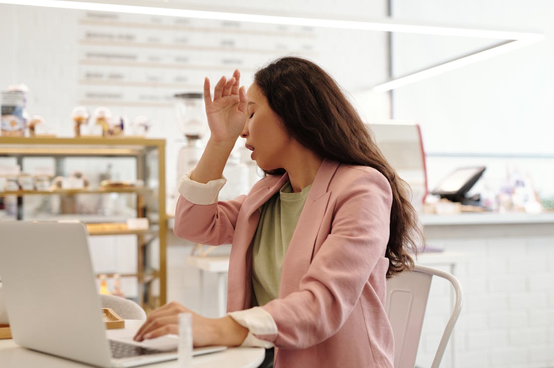 Essential Health Tips for Busy Professionals Looking to Thrive Image 1