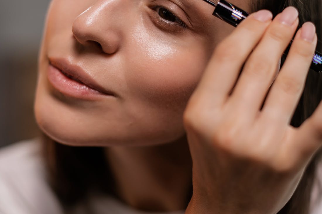 Essential Health Tips for Busy Professionals to Boost Wellness and Productivity Image 1