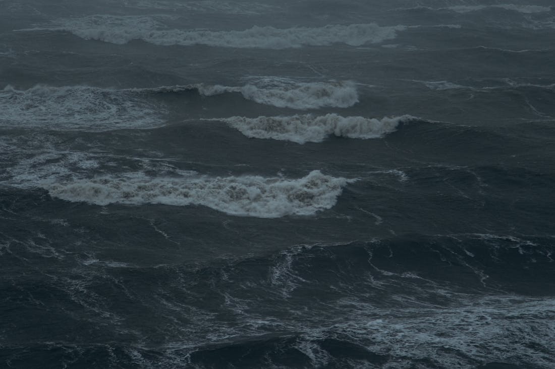 Essential Health Tips for Busy Professionals to Boost Wellness and Productivity Image 3