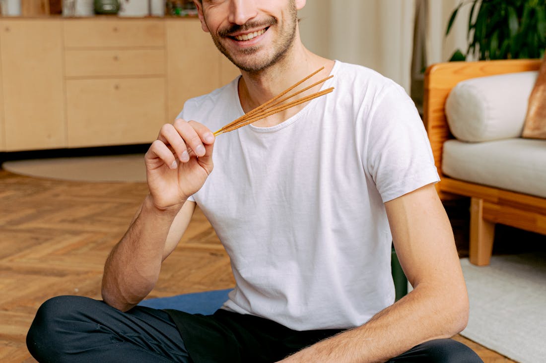 Essential Lifestyle Habits for Boosting Productivity and Happiness Image 2