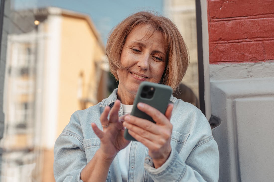 Essential Skills for Thriving in an Increasingly Digital Workplace Image 1