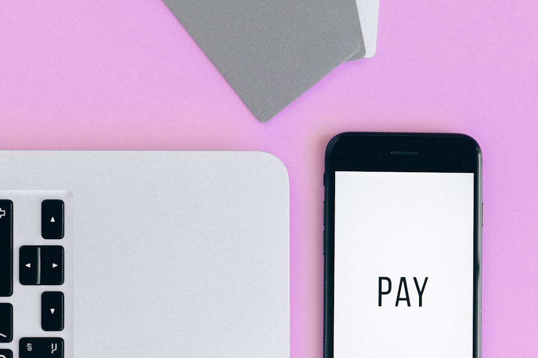 Essential Tech Gadgets Revolutionizing Everyday Life Image 3