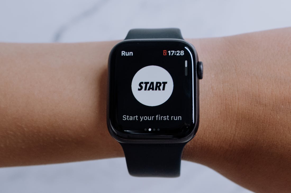 Essential Tech Gadgets That Elevate Modern Living Image 2