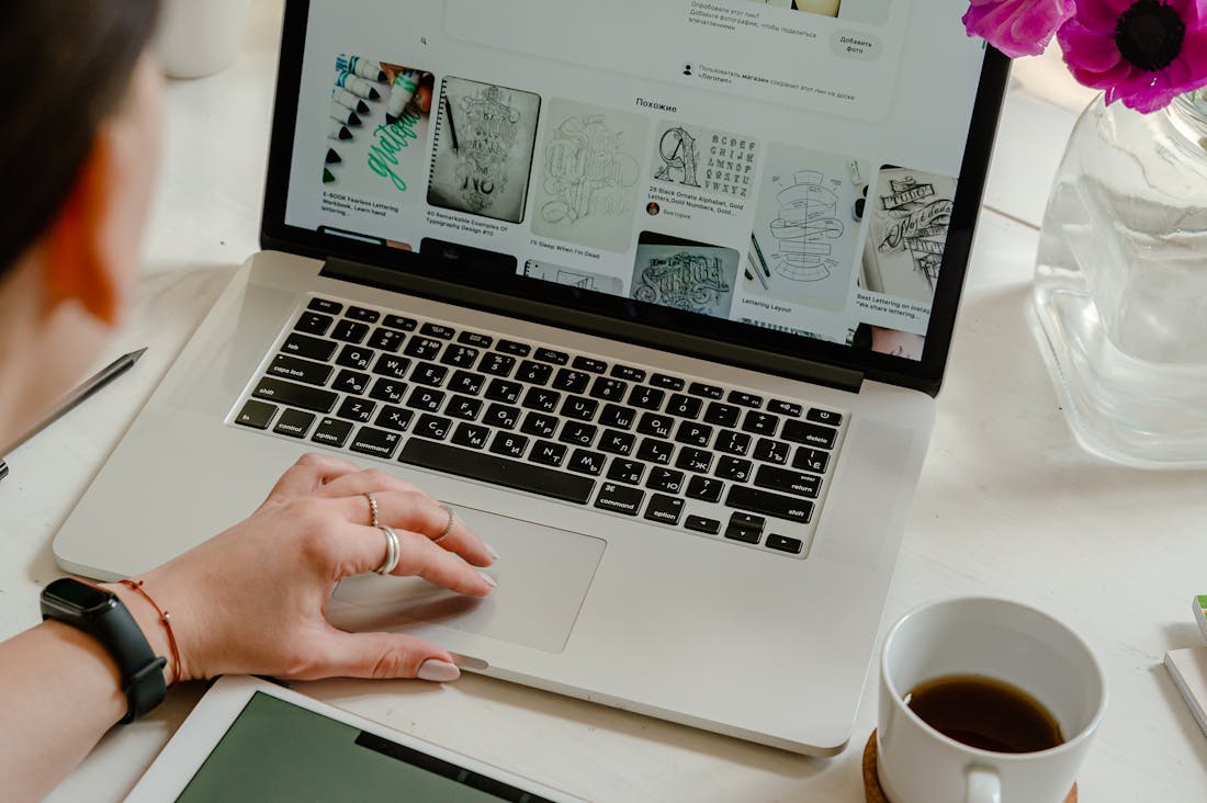 Essential Tech Tools Enhancing Modern Lifestyle and Productivity Image 3