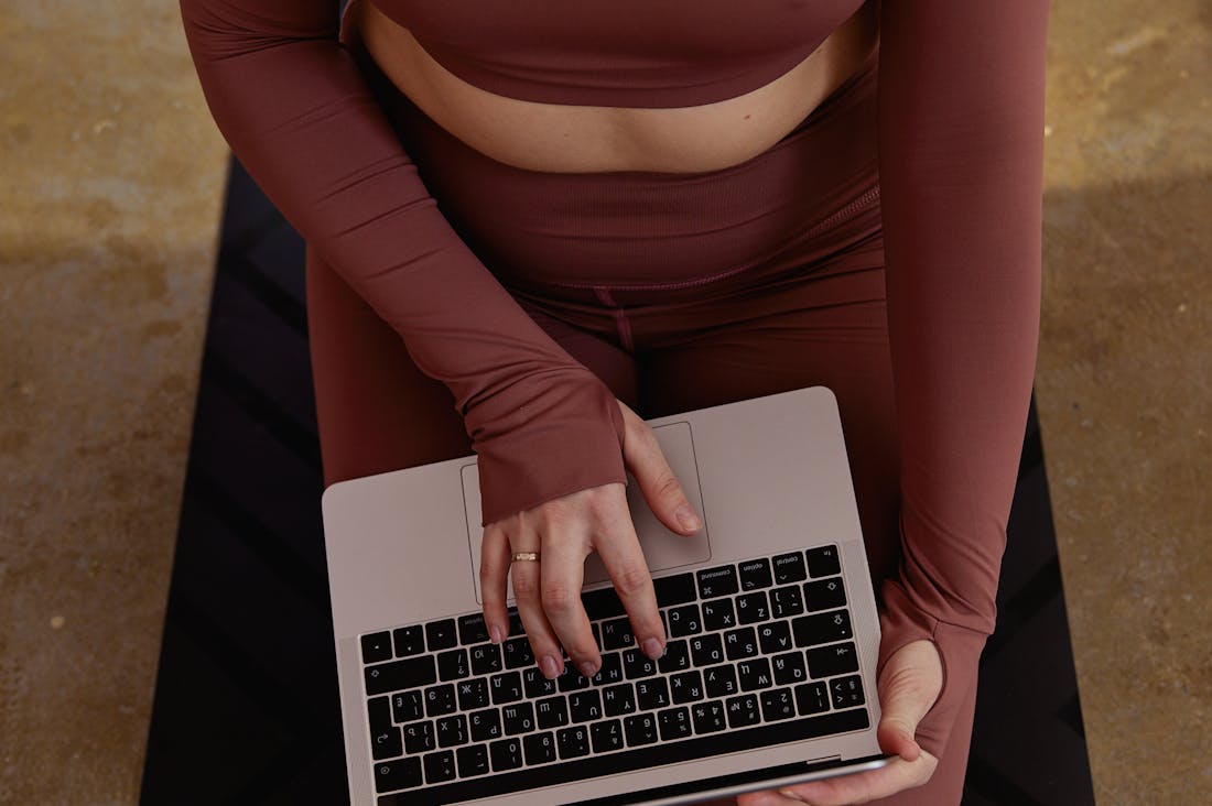 Essential Technology Gadgets for a Productive Work Life Image 3