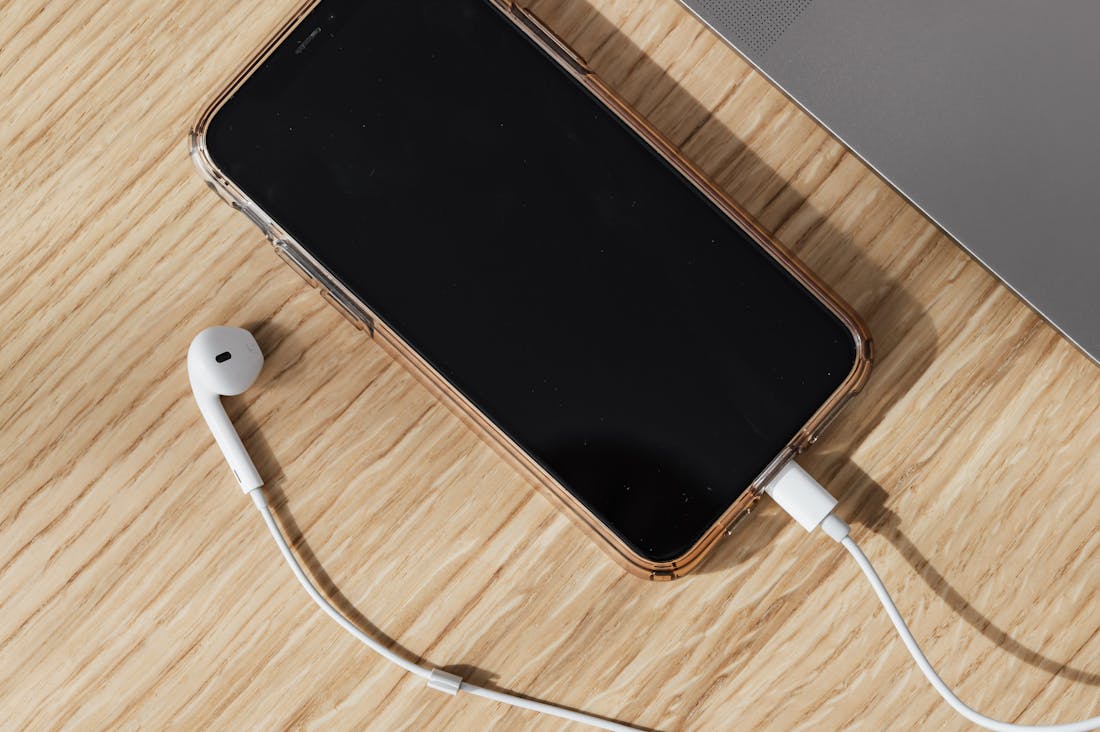 Essential Technology Gadgets for an Enhanced Travel Experience Image 1