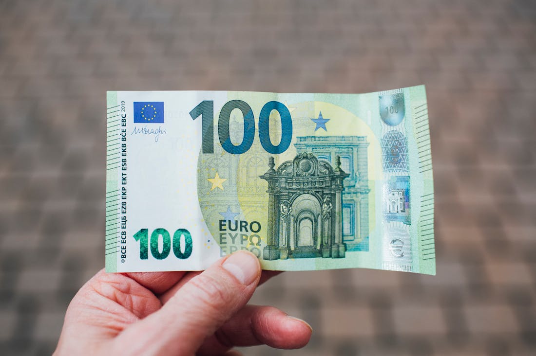 Essential Tips for Building a Robust Personal Savings Strategy Image 2