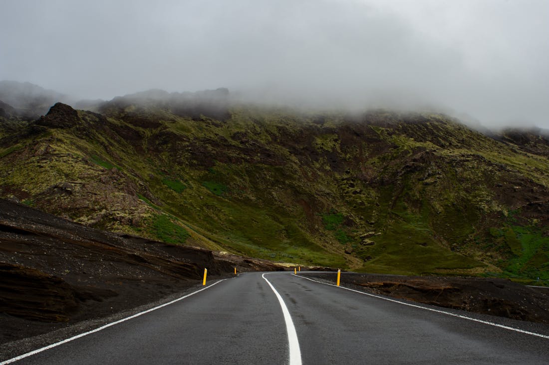 Essential Tips for Planning a Memorable Road Trip Experience Image 1