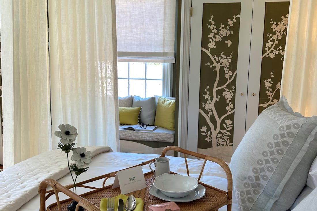 Essential Tips for Staying Healthy While Traveling for Business Image 3