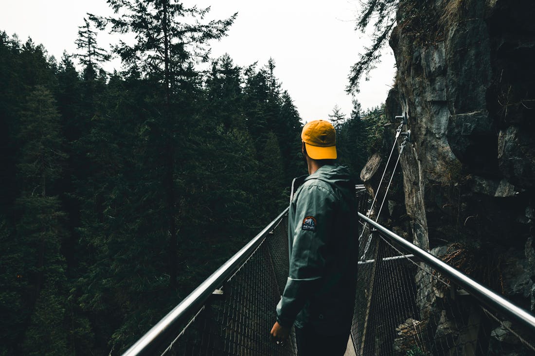 Essential Travel Tips for Modern Explorers: Safety, Planning, and Cultural Immersion Image 1