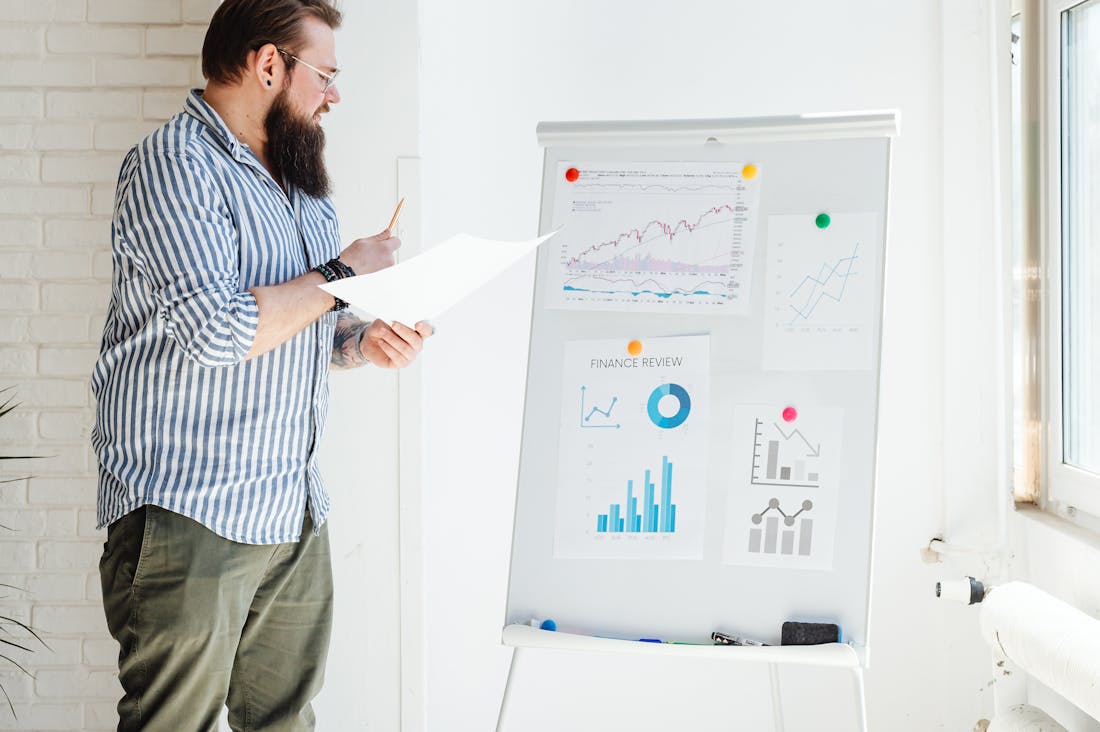 Essentials for Achieving Financial Independence in Today's Economy Image 2