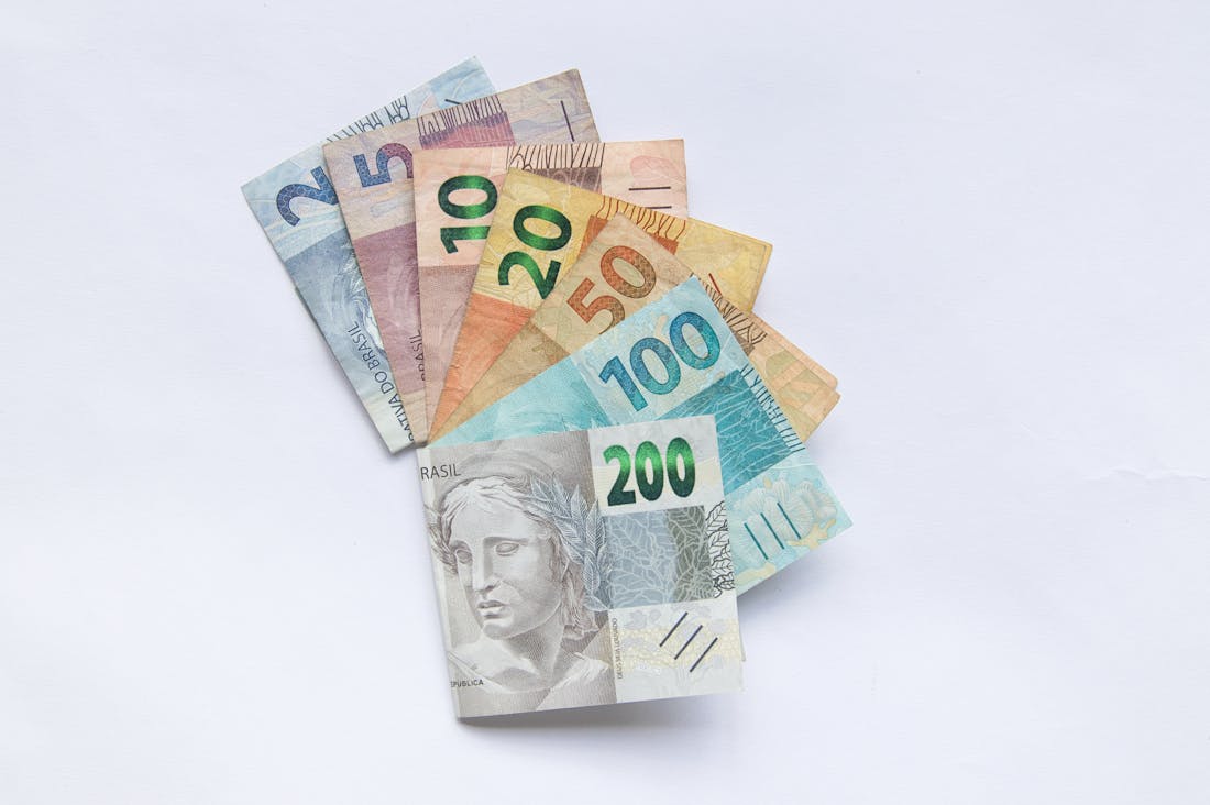 Everyday Financial Wisdom: Building Wealth Through Smart Choices Image 1