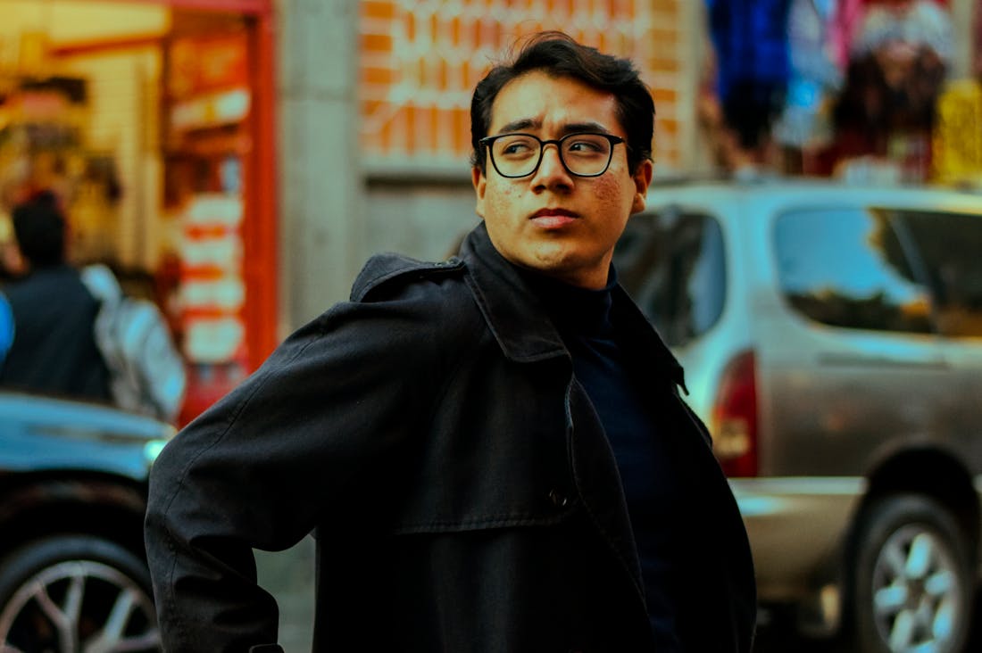 Evolution of Electric Vehicles and Future Trends in Automotive Technology Image 2