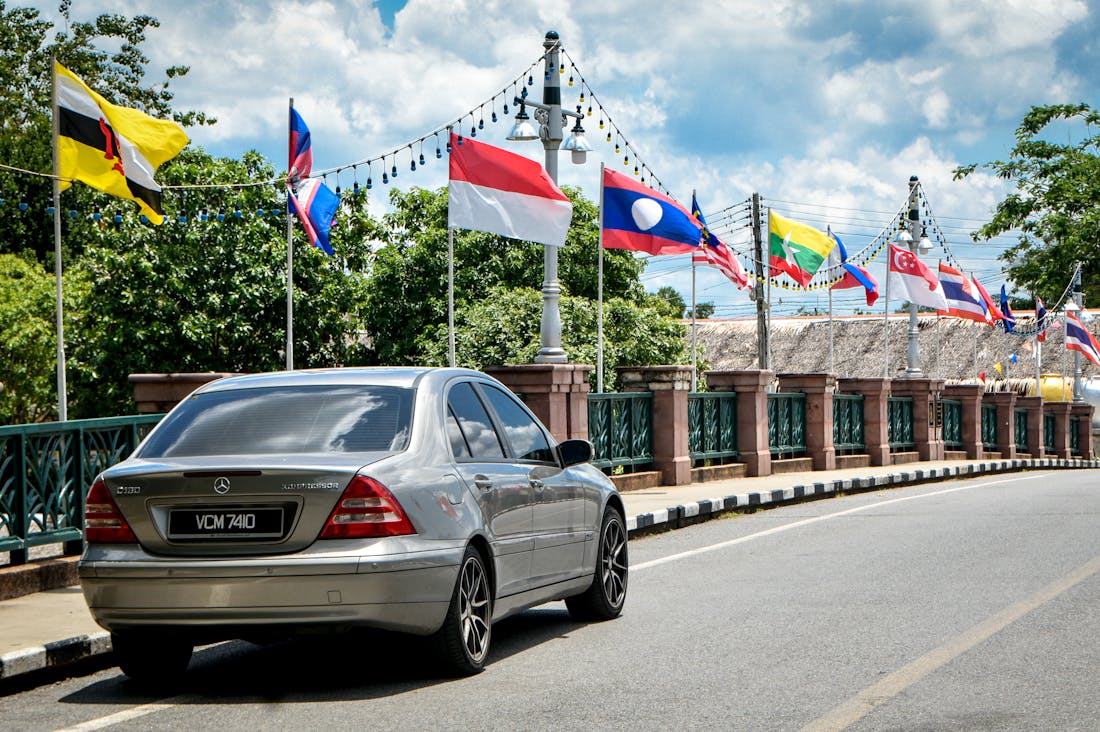 Exploring Autonomous Vehicles: The Future of Driving and Its Impact on Our Lives Image 3