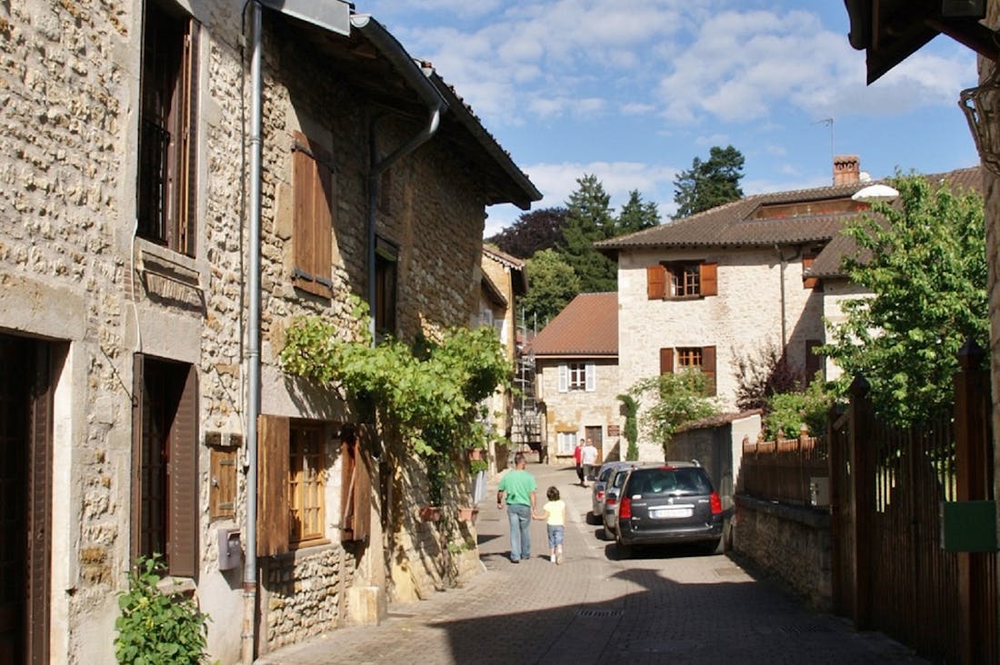 Exploring Hidden Gems: How to Experience Authentic Travel in a Globalized World