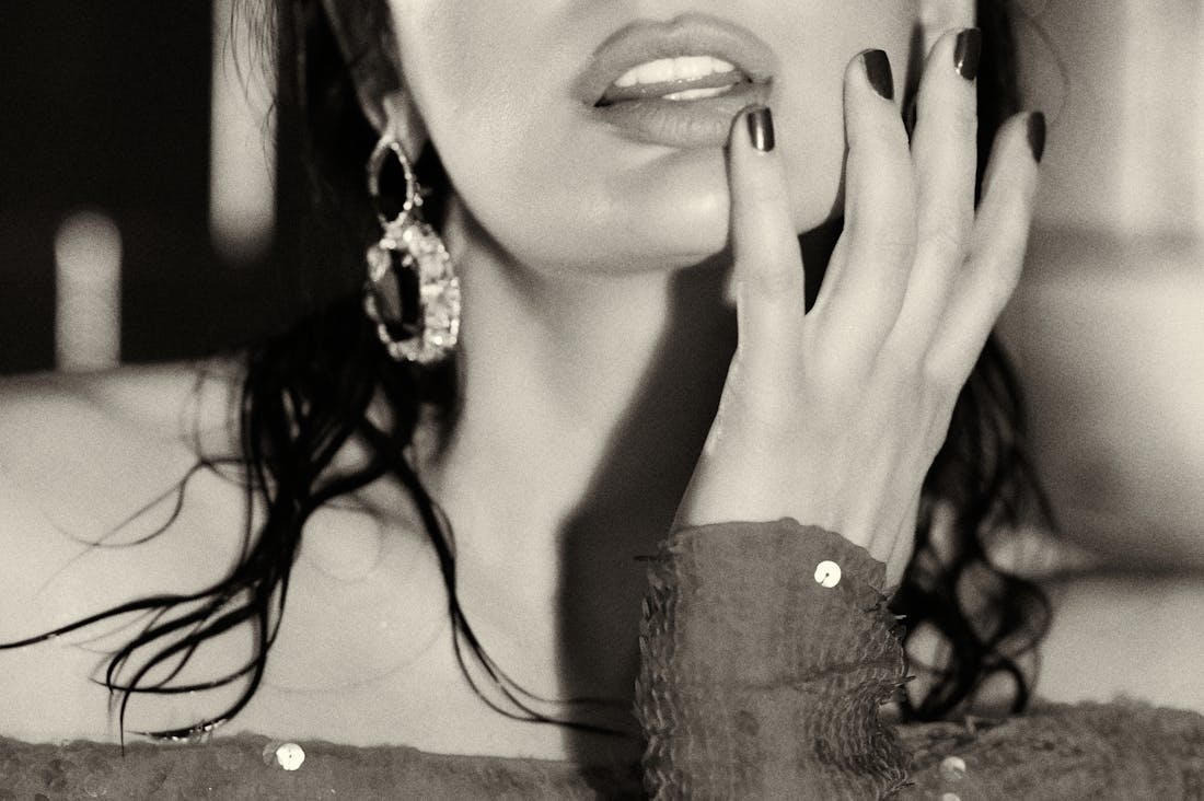 Exploring Off-the-Grid Travel: Embracing Nature in a Sustainable Way Image 1