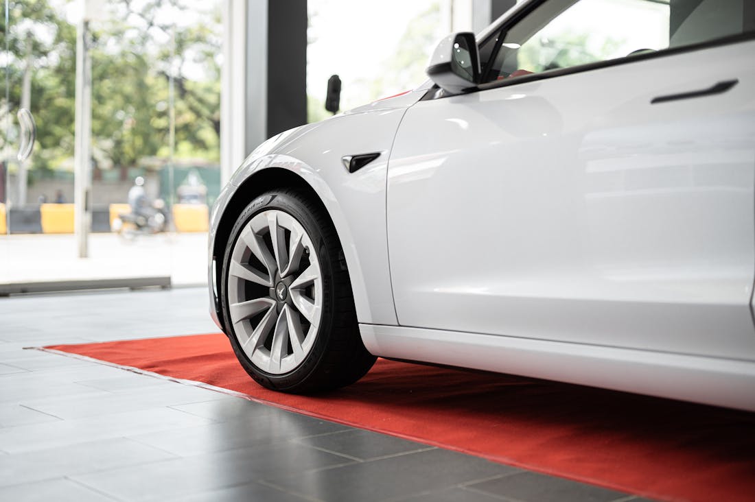 Exploring Sustainable Automotive Options for Eco-Conscious Consumers Image 2