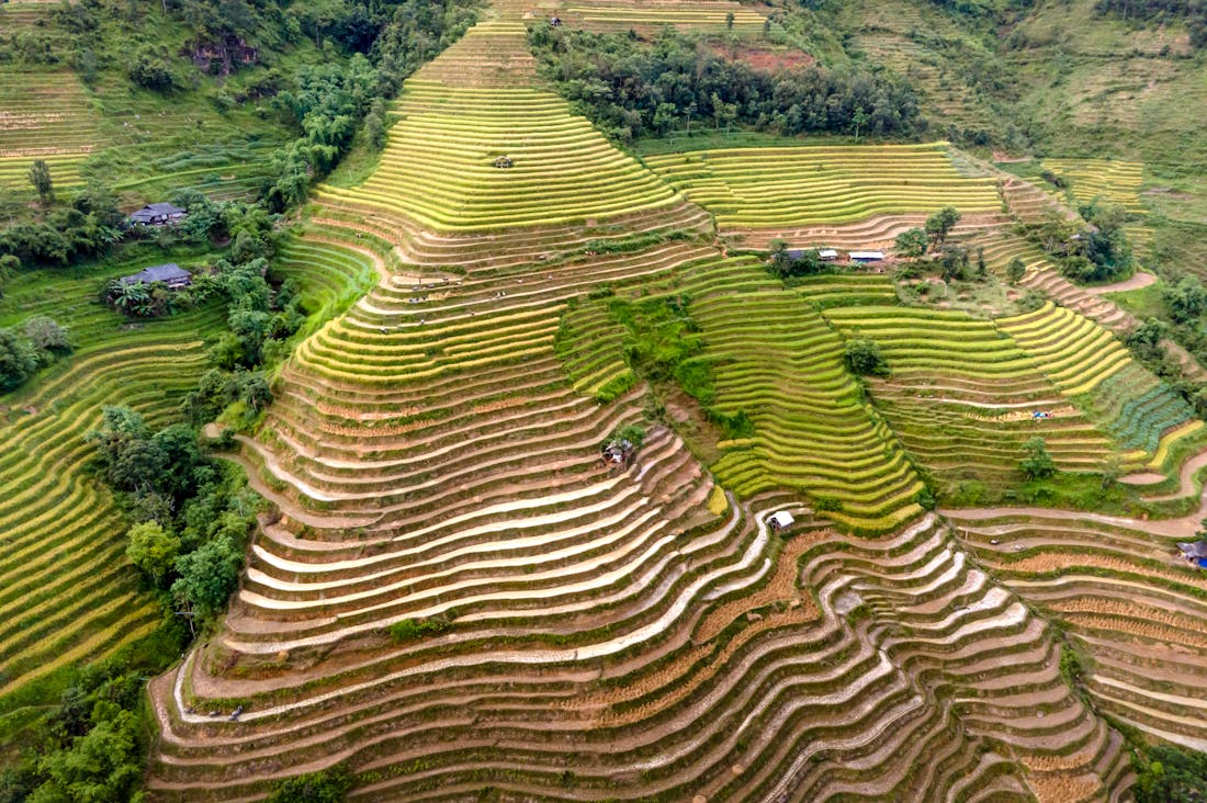 Exploring Sustainable Travel: How to Embrace Eco-Conscious Adventures in a Modern World Image 1