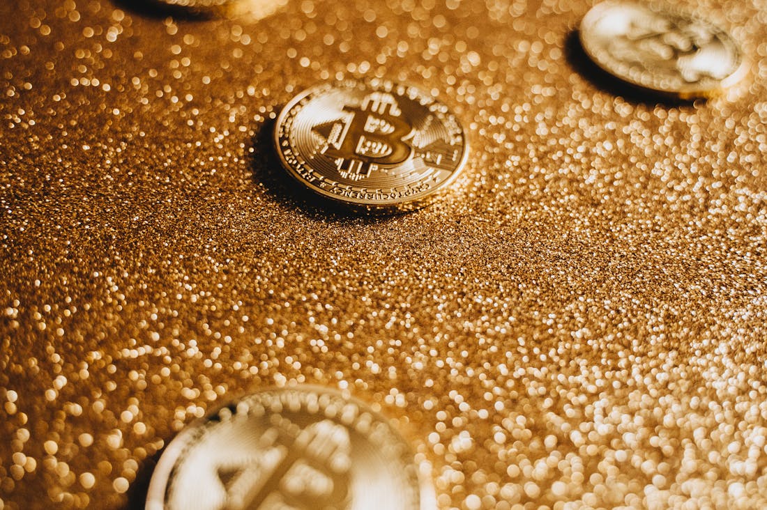 Exploring the Best Ways to Manage Personal Finances in an Uncertain Economic Climate Image 3