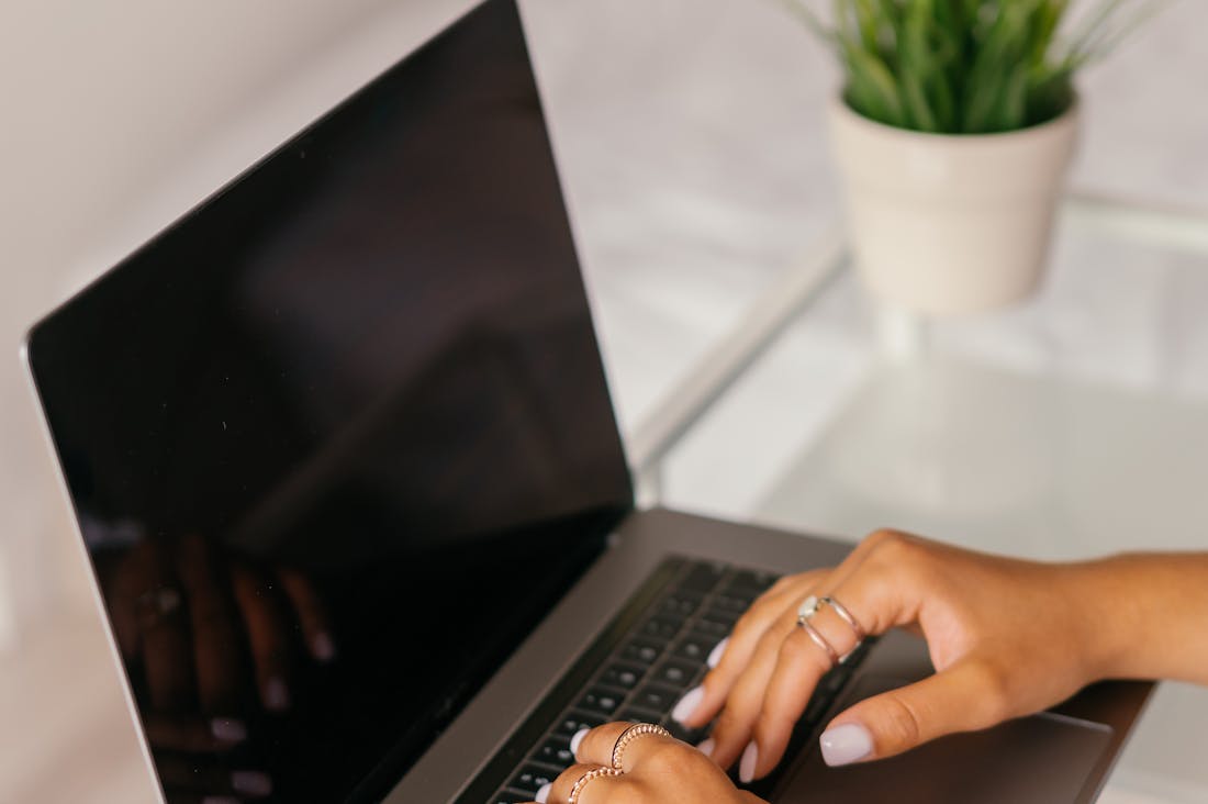 Exploring the Digital Nomad Lifestyle: Balancing Work, Travel, and Well-being Image 3