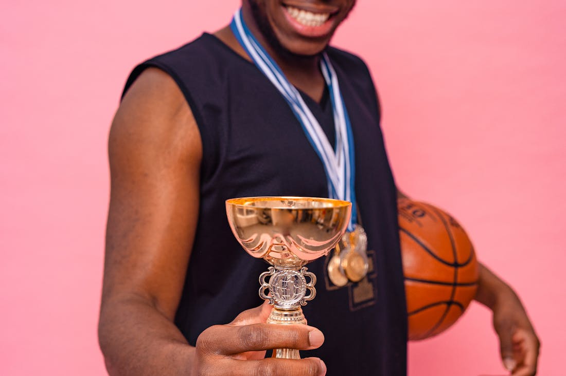 Exploring the Fusion of Eco-Friendly Travel and Personal Finance Management Image 1