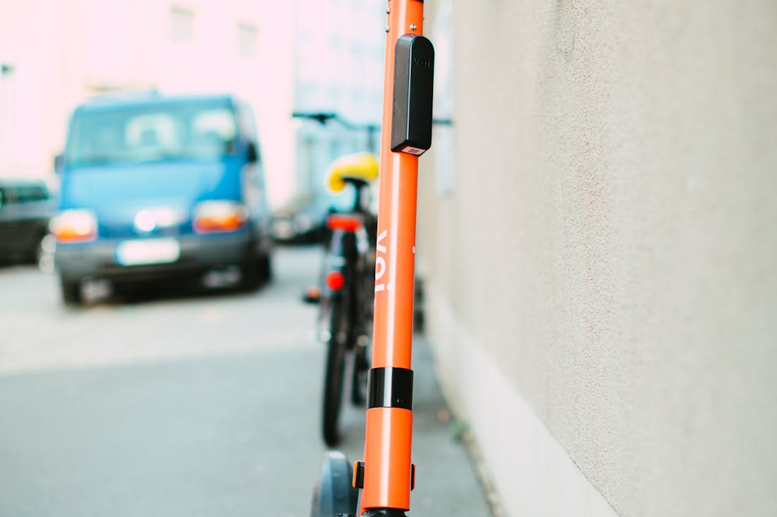 Exploring the Future of Transportation: Electric Vehicles and Their Role in Sustainable Travel Image 2
