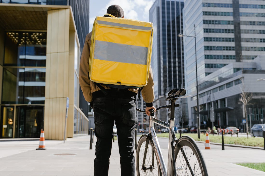 Exploring the Future of Transportation: How Technology is Shaping Our Commutes Image 2