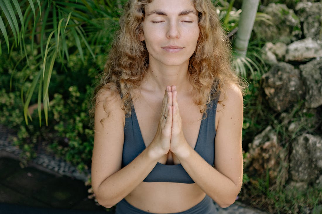 Exploring the Hidden Health Benefits of Indoor Gardening for Urban Dwellers Image 1